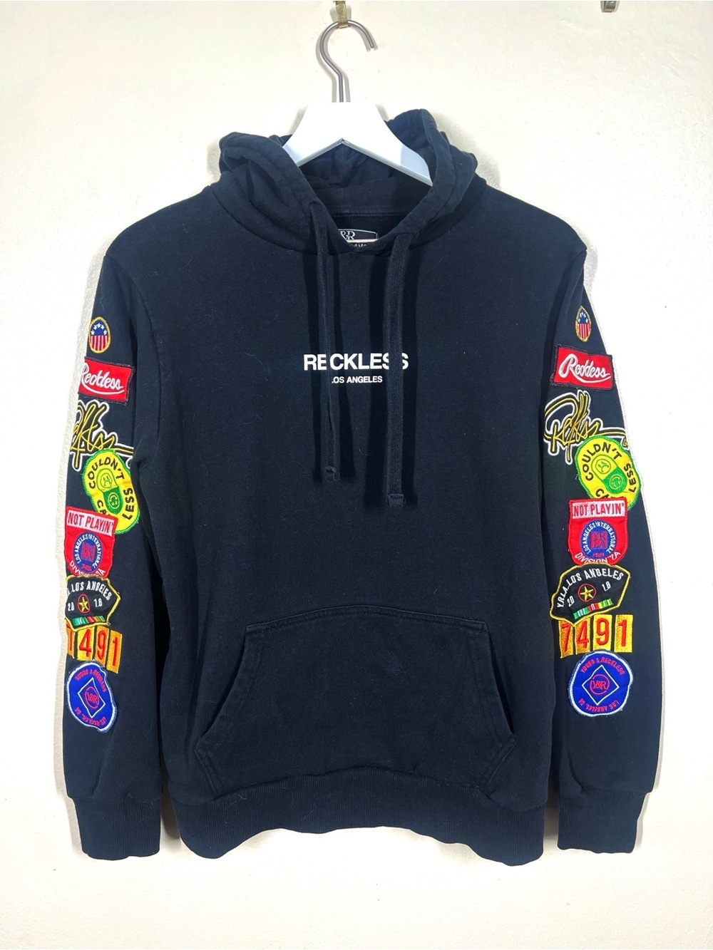 Young & Reckless Unisex Black Patch Sleeves Hoodie Sweatshirt Size Medium